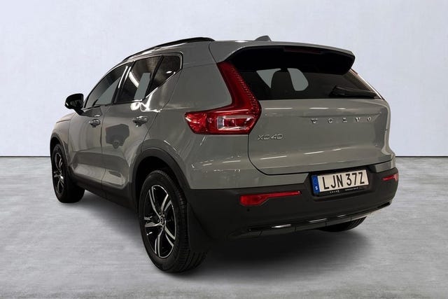 Volvo XC40 2025 – bild 4