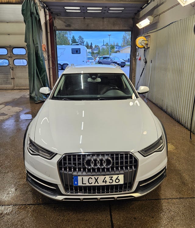 Audi A6 allroad 2016