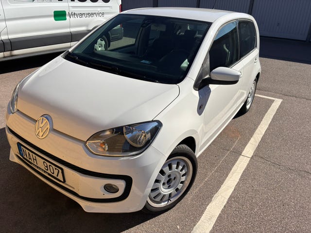Volkswagen UP! 2013