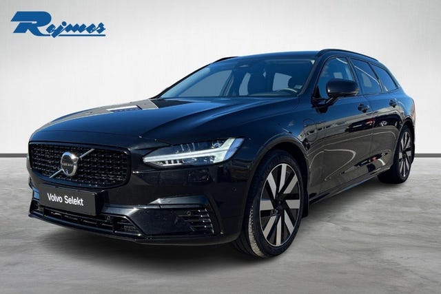 Volvo V90 2025