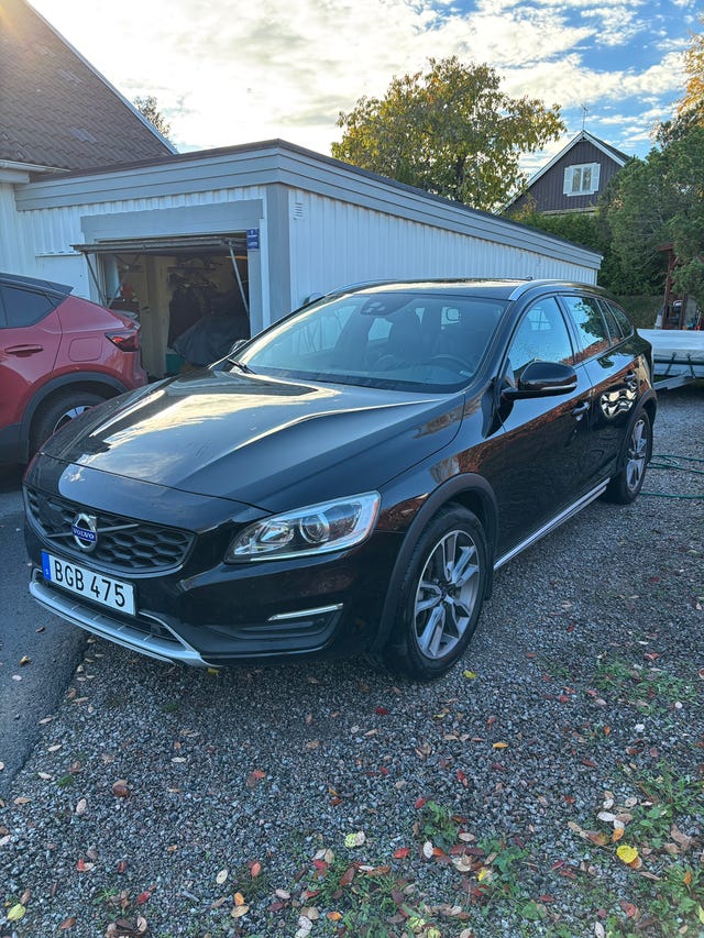 Volvo V60 Cross Country 2017 – bild 2