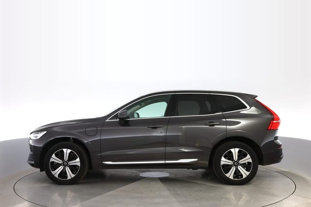 Volvo XC60 2025 – bild 2
