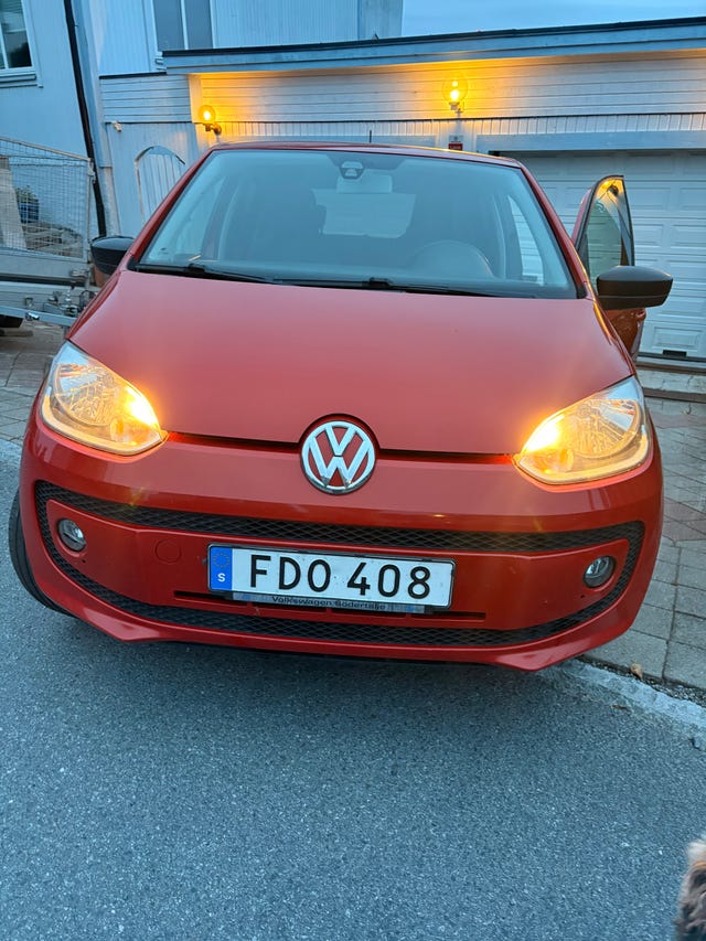 Volkswagen UP! 2015