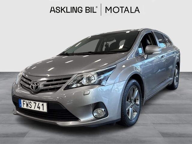 Toyota Avensis 2015