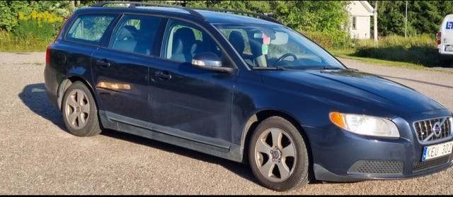 Volvo V70 2010