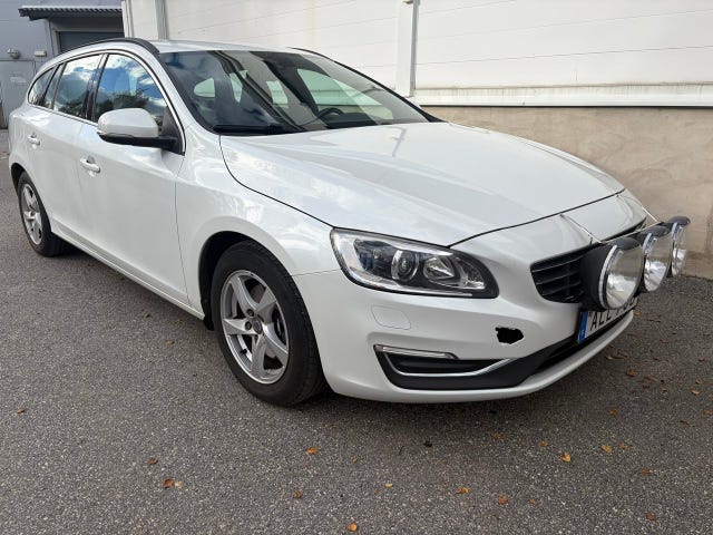 Volvo V60 2015