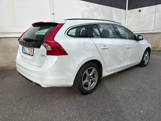 Volvo V60 2015 – bild 3