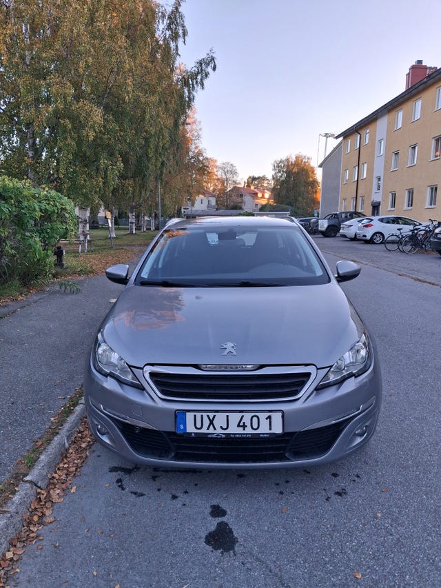 Peugeot 308 SW 2015