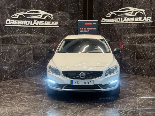 Volvo V60 Cross Country 2018