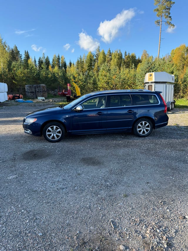 Volvo V70 2012 – bild 2