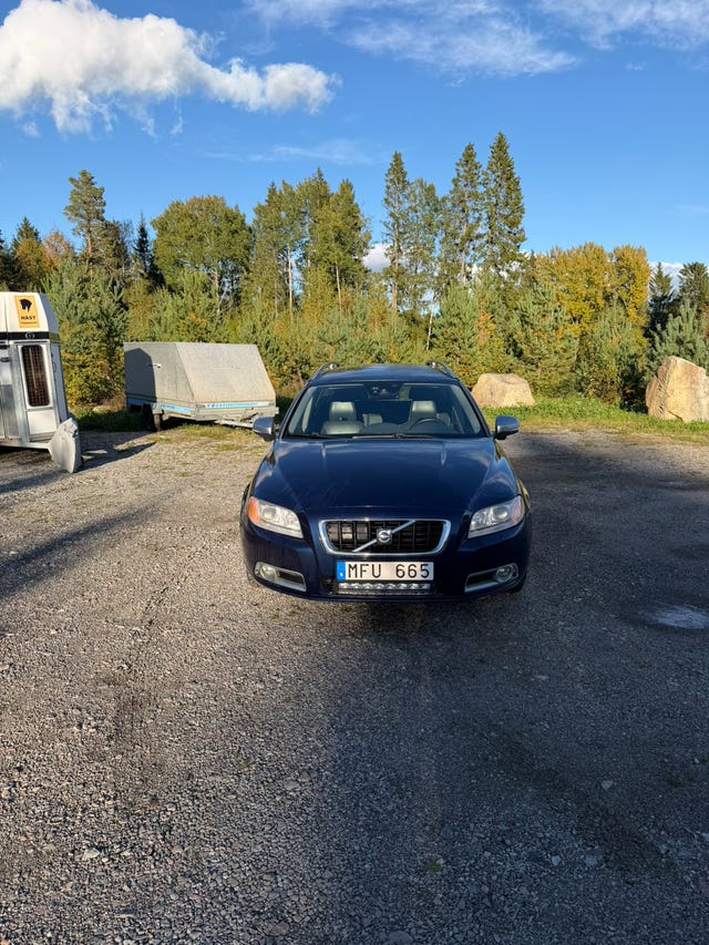Volvo V70 2012 – bild 3