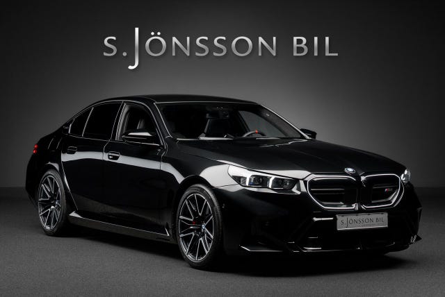 BMW M5 2025