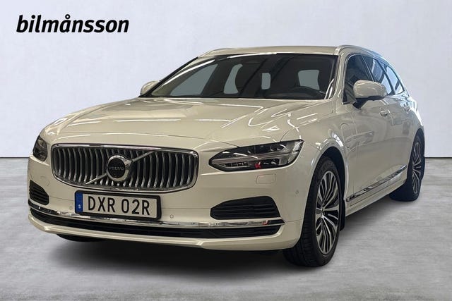Volvo V90 2025