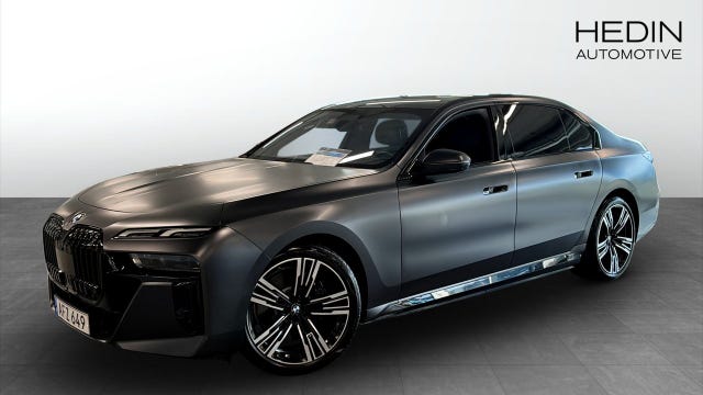 BMW i7 2023