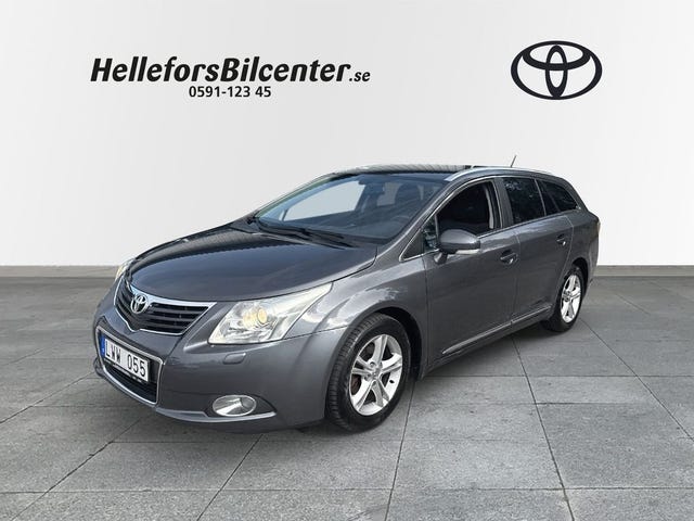 Toyota Avensis 2011