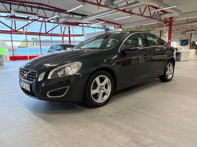 Volvo S60 2011