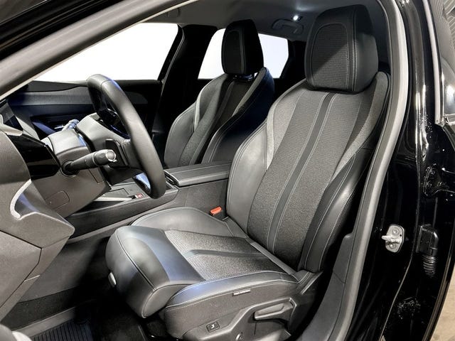 Peugeot 308 SW 2025 – bild 4