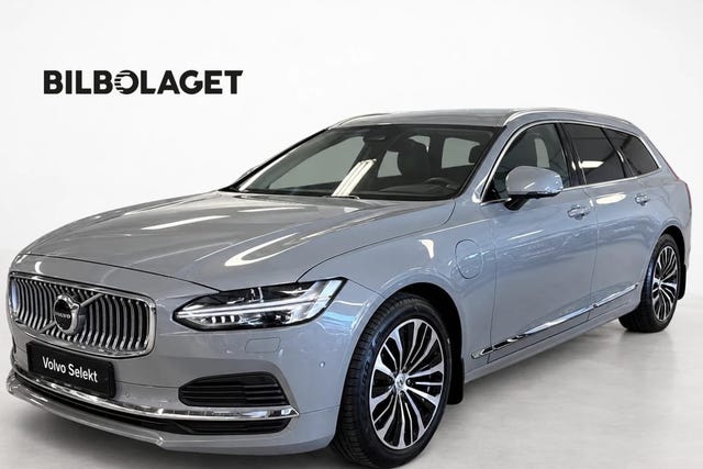 Volvo V90 2025
