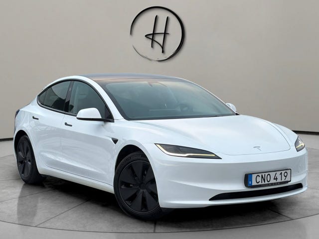 Tesla Model 3 2024