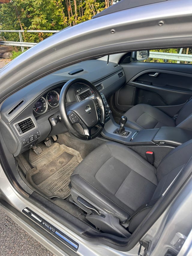 Volvo V70 2011 – bild 4