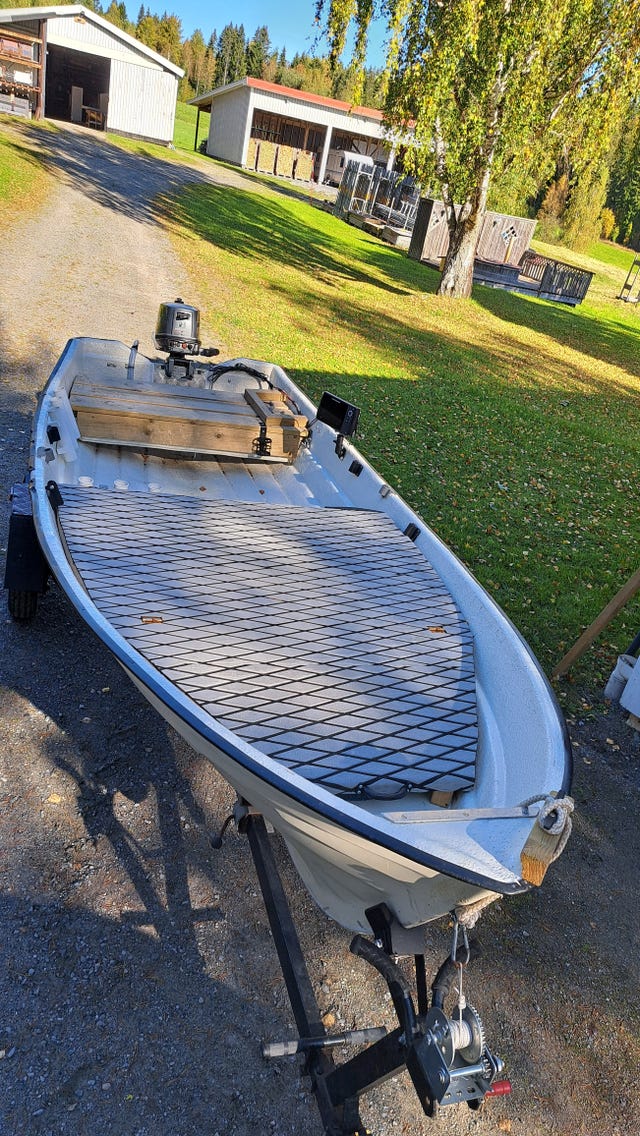 Fiskebåt
