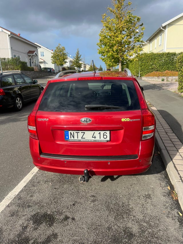 Kia Ceed 2012 – bild 3
