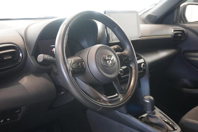 Toyota Yaris Cross 2023 – bild 2