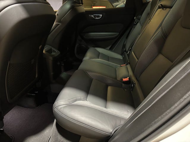 Volvo XC60 2025 – bild 3