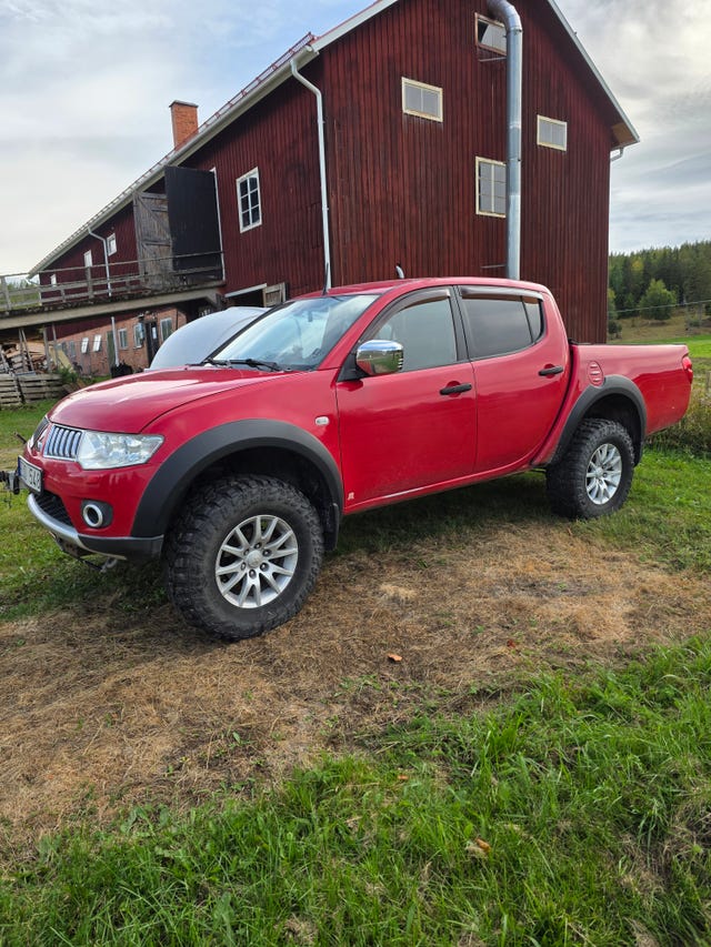 Mitsubishi L200 2011