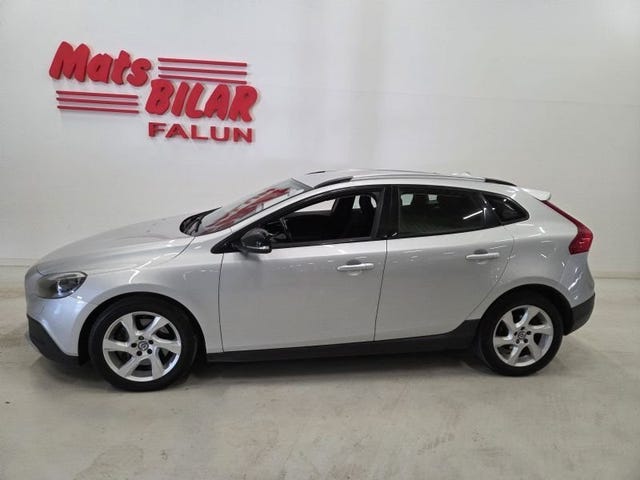 Volvo V40 Cross Country 2016