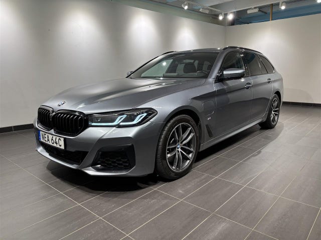 BMW 530e 2021