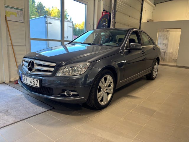 Mercedes-Benz C180 2010