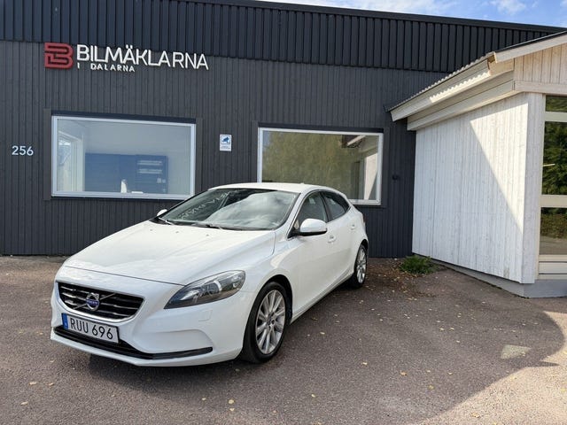 Volvo V40 2015