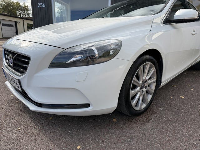 Volvo V40 2015 – bild 3