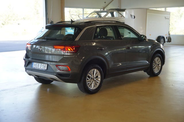 Volkswagen T-Roc 2023 – bild 2