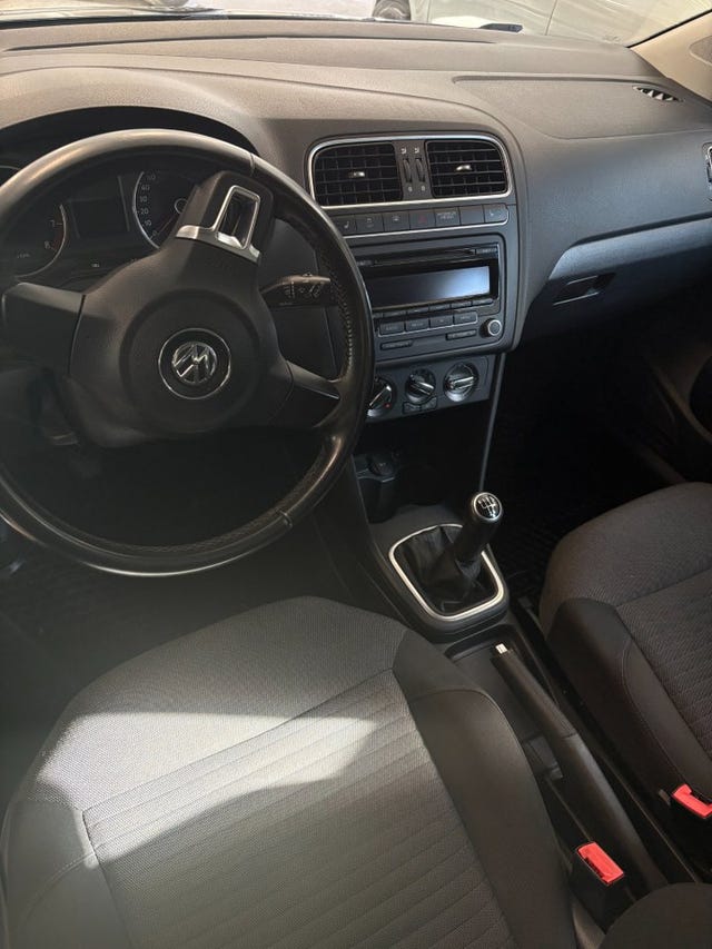 Volkswagen Polo 2012 – bild 4