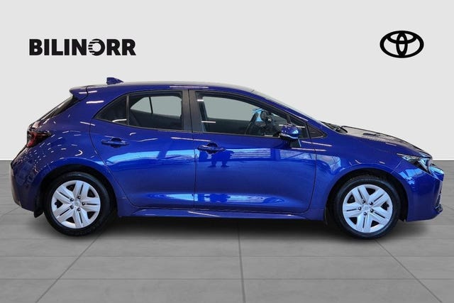 Toyota Corolla 2023 – bild 4