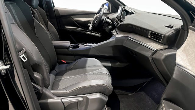 Peugeot 5008 2024 – bild 3