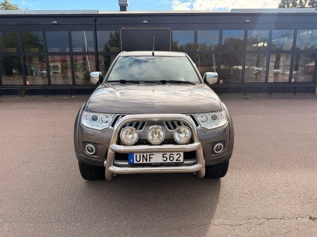Mitsubishi L200 2012