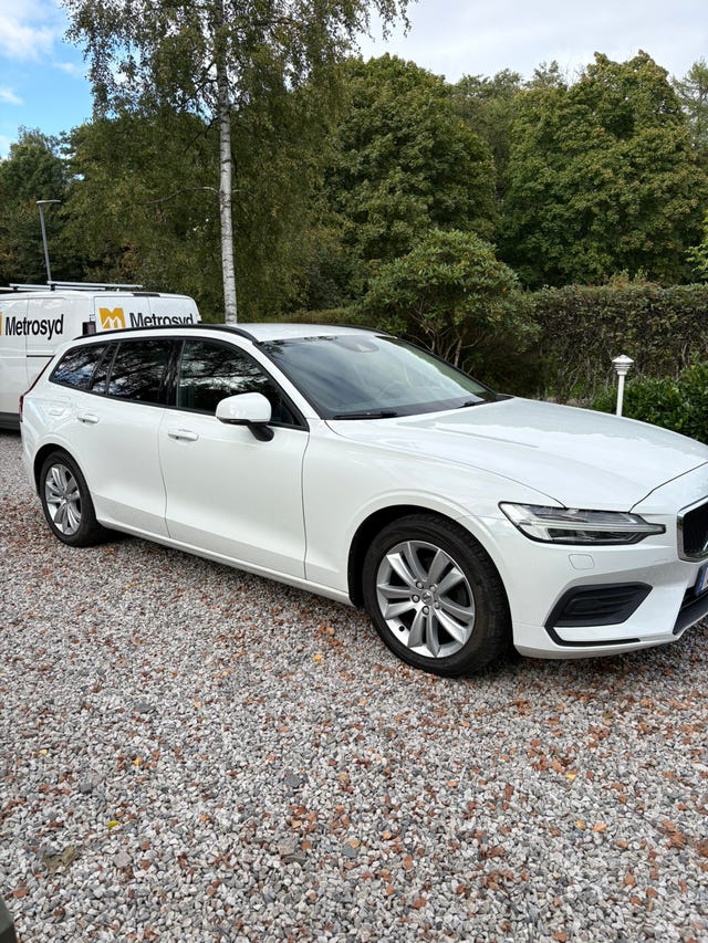 Volvo V60 2019 – bild 3