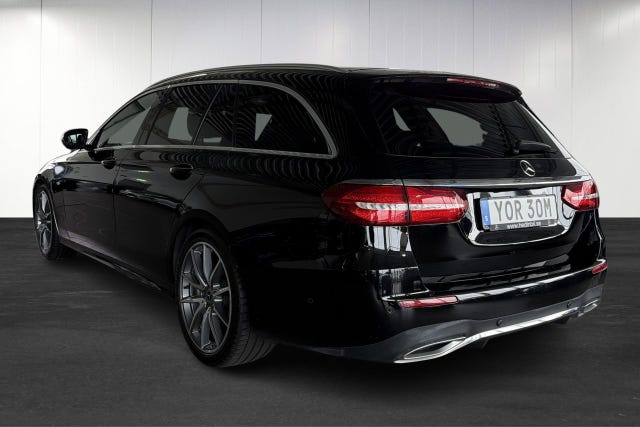 Mercedes-Benz E220 2020 – bild 3