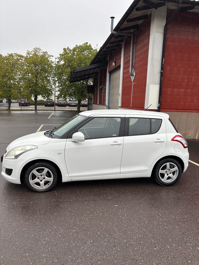 Suzuki Swift 2011
