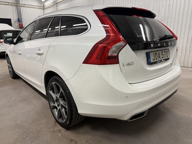 Volvo V60 2016 – bild 2