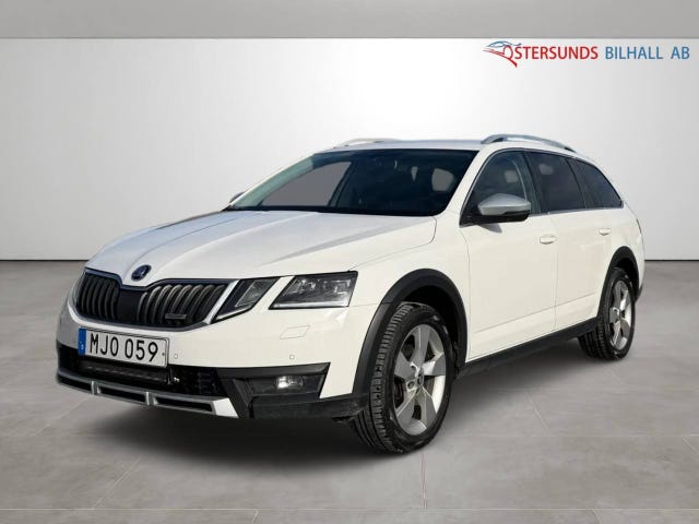 Skoda Octavia Scout 2018 – bild 3