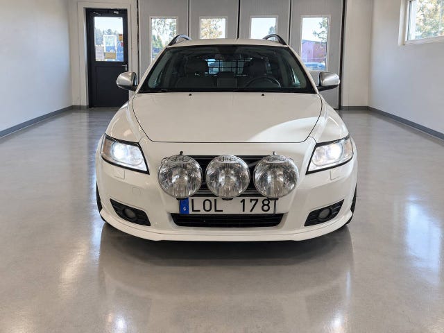 Volvo V50 2011
