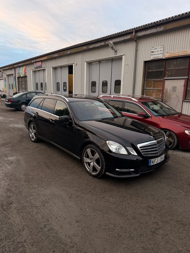 Mercedes-Benz E220 2013