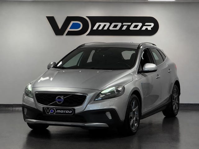 Volvo V40 Cross Country 2015