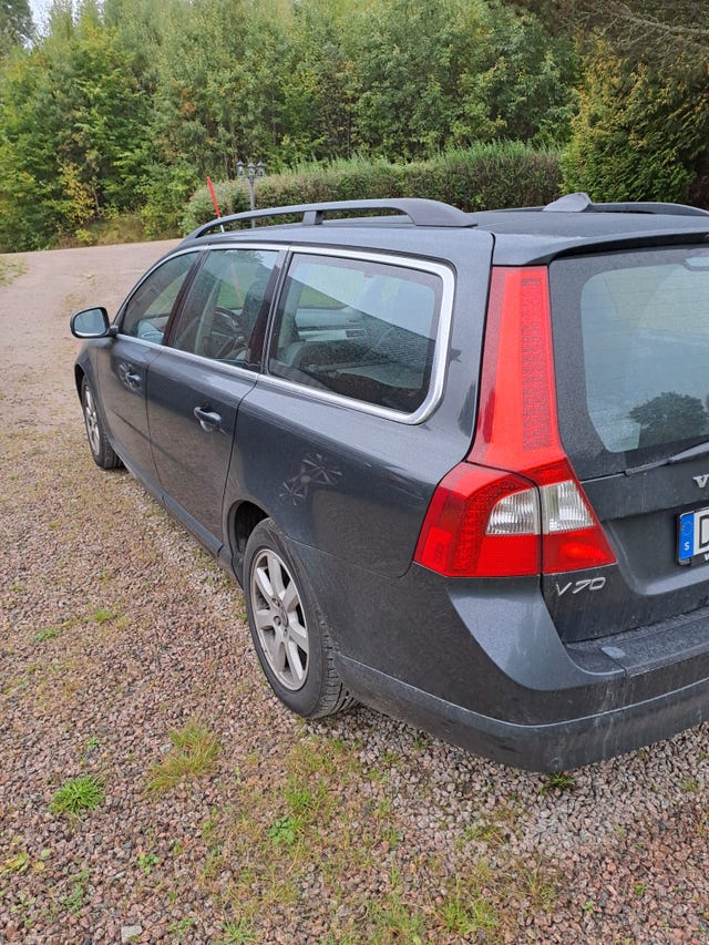 Volvo V70 2012 – bild 2