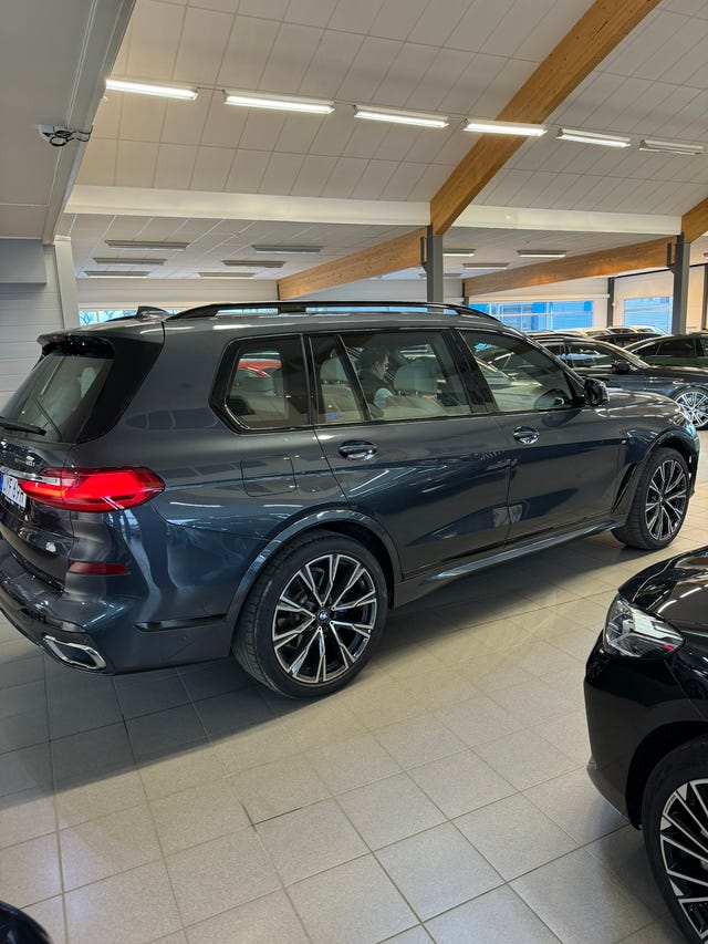 BMW X7 2020