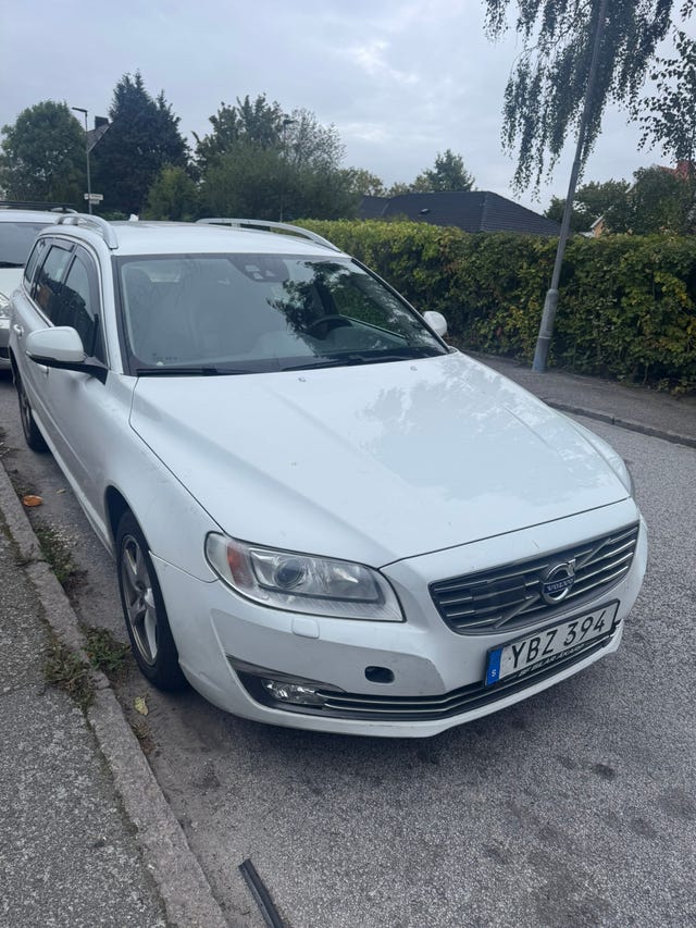 Volvo V70 2016